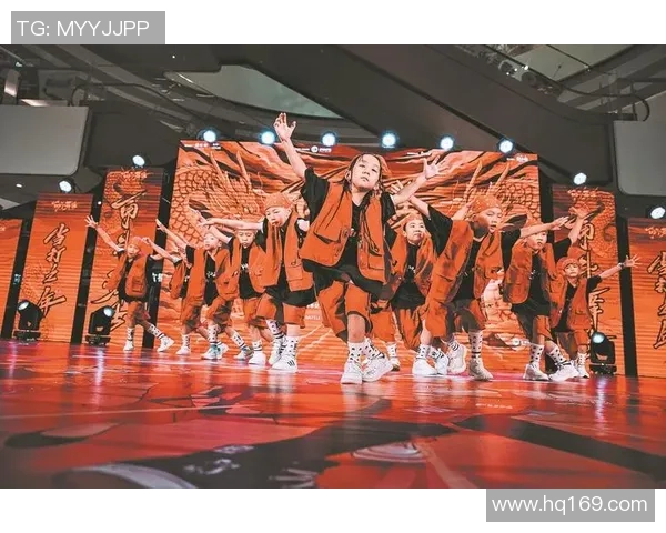 街舞文化探秘：上海街舞队包夹技艺与团队默契的深层解析