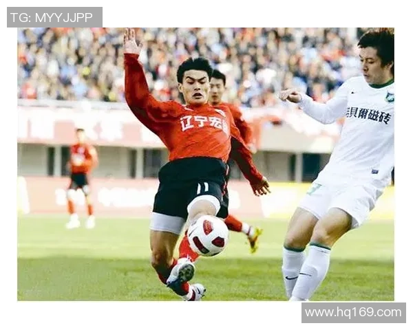 建业迎战辽宁宏运争夺中超联赛关键三分全力以赴展现球队实力 建业迎战辽宁宏运争夺中超联赛关键三分全力以赴展现球队实力