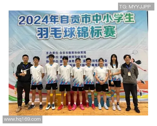 成都羽毛球队总决赛精彩点评团队协作展现无遗的默契与实力 成都羽毛球队总决赛精彩点评团队协作展现无遗的默契与实力